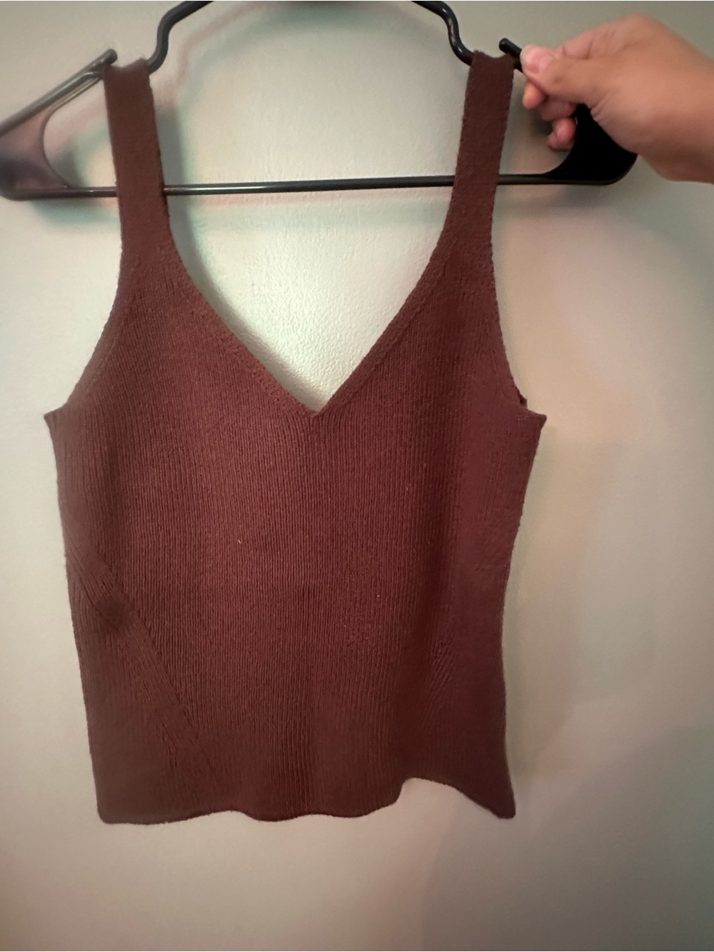 Old Navy Brown V‑Neck Ribbed Tank Top